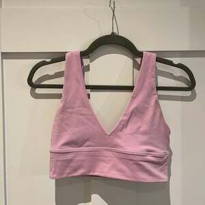 Lululemon Align V-Neck Bra Light Support A/B Cup Size 6 Dahlia Mauve